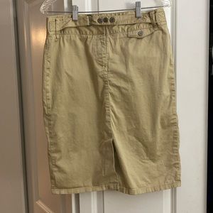 Tommy Hilfiger skirt with built in belt